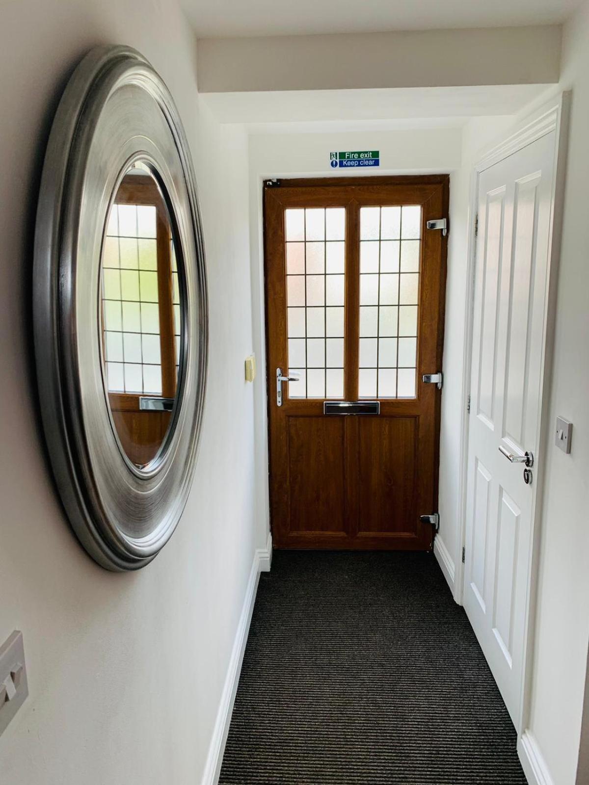 3Br House Ossett-Wakefield, Free Parking 3 Cars Wi Fi Long Stays 外观 照片