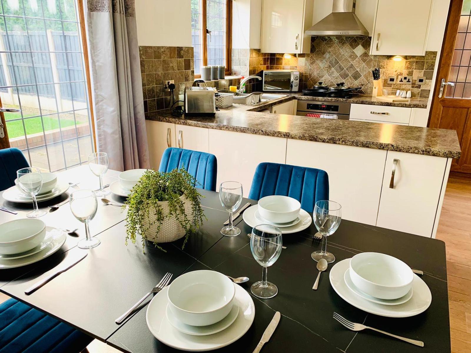 3Br House Ossett-Wakefield, Free Parking 3 Cars Wi Fi Long Stays 外观 照片